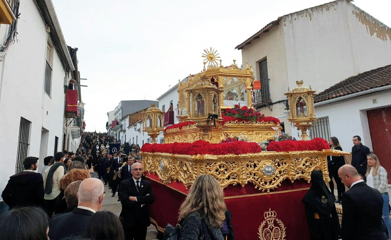 Santo Entierro por la calle San Sebastia